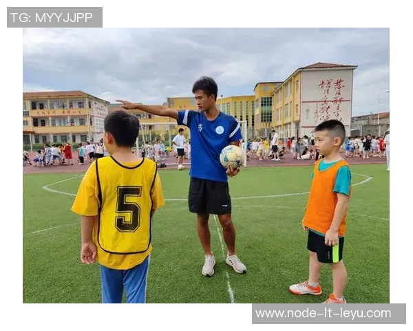 雷登足球俱乐部：追逐梦想的绿茵场上演绎激情与团结的故事